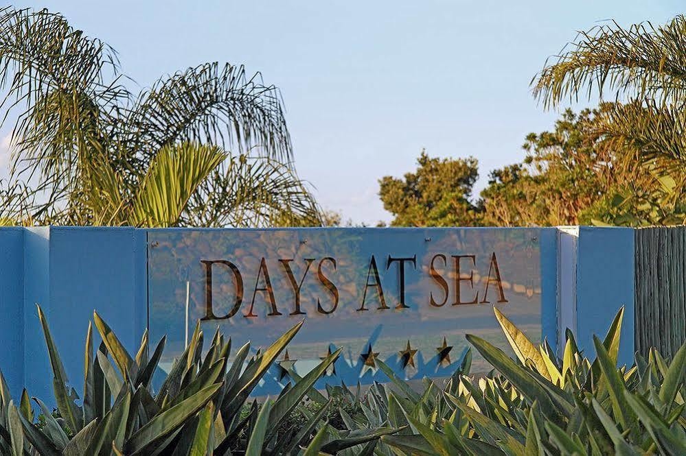 Days At Sea Beach Lodge Trafalgar Exterior photo